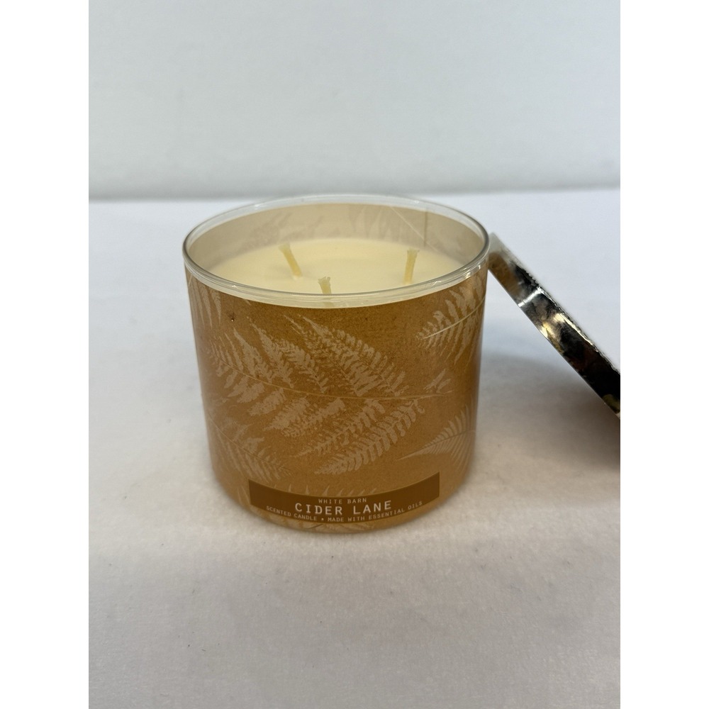 White‎ Barn Cedar Lane 3 Wick 14.5oz Candle